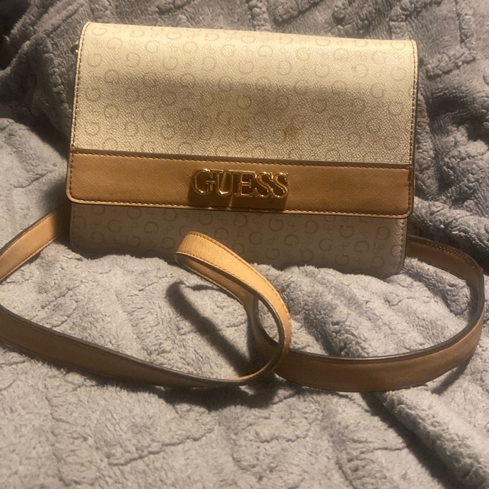 Guess purse, Tan and white.